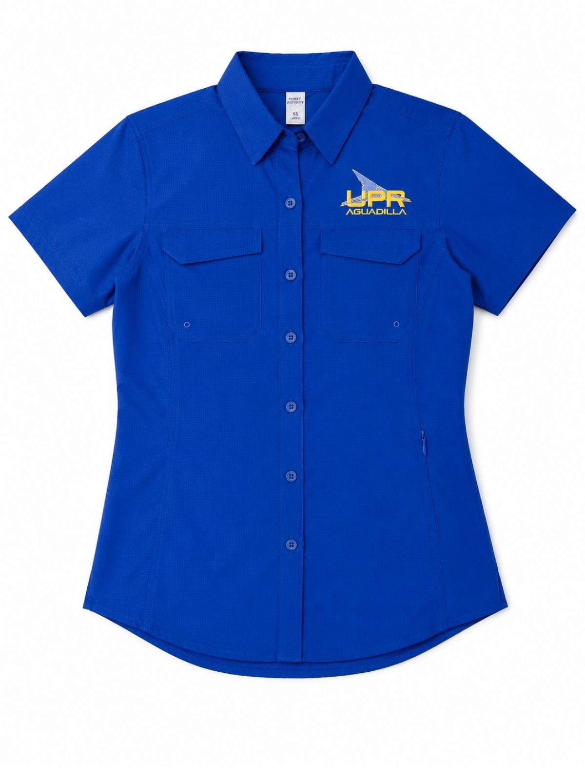 Camisa fishing femenina azul royal con bordado UPR Aguadilla y aleta de tiburón en esquina superior izquierda